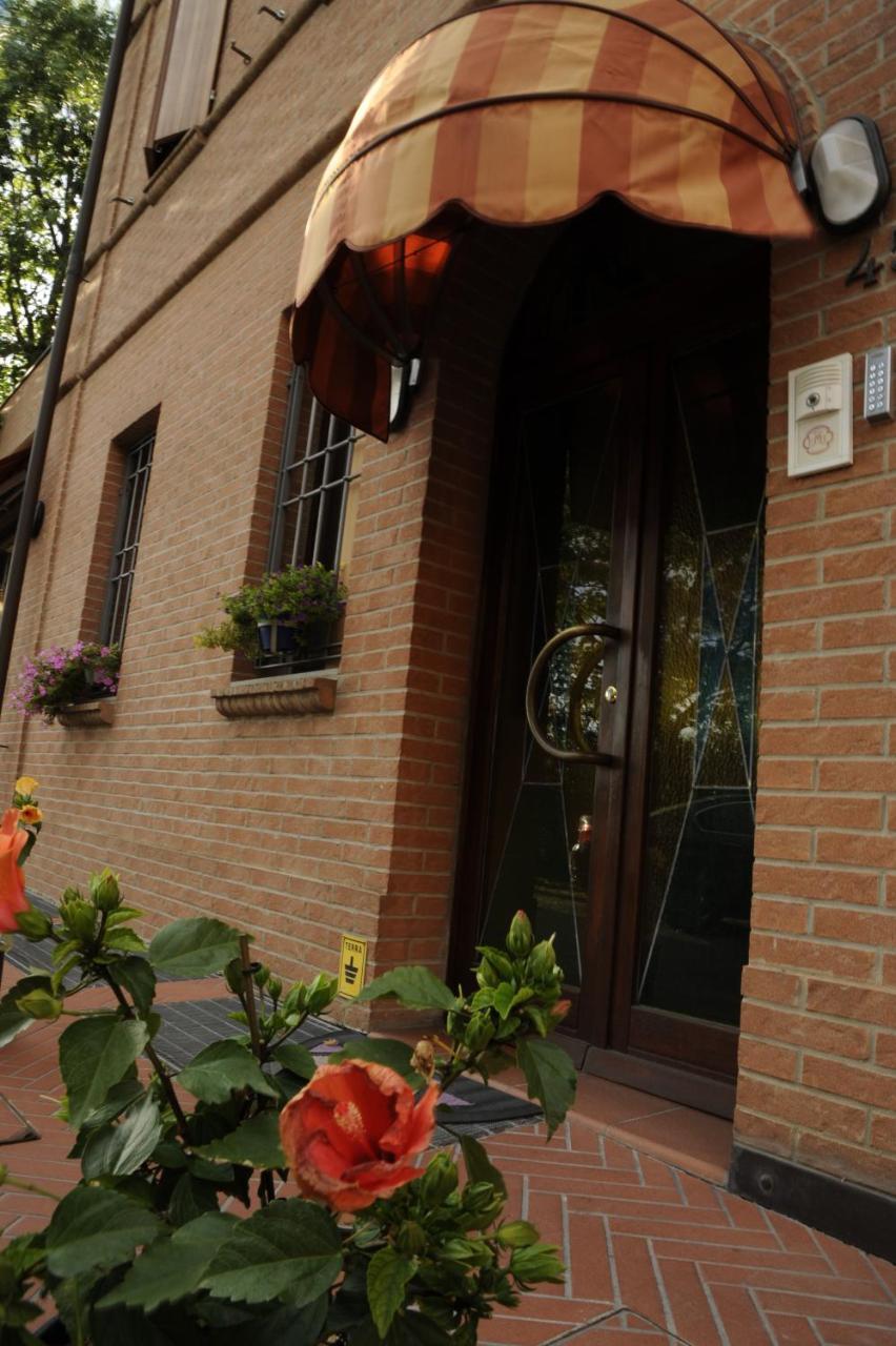 Hotel Emi Lippo 외부 사진